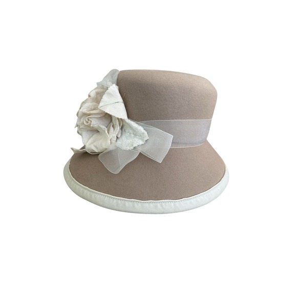 jennifer circelli Accessories - Jennifer Cirelli Millinery Felt Hat Beige Floral Bridal Tea Party Church Derby